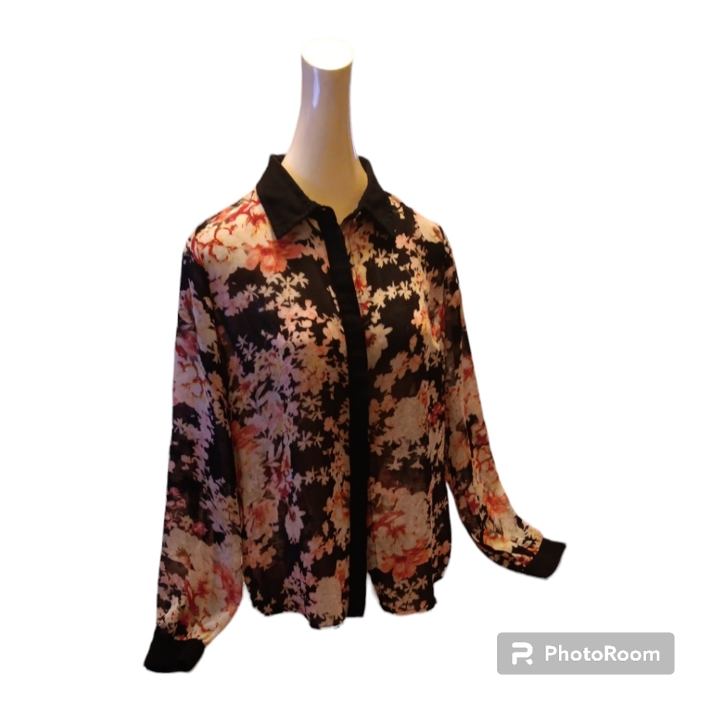 Floral button blouse